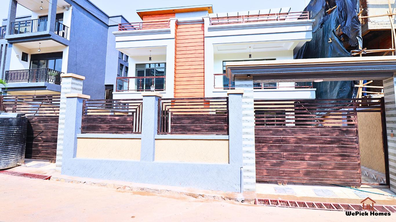 Elegant Three-Story, Six Bedroom House for Sale in...