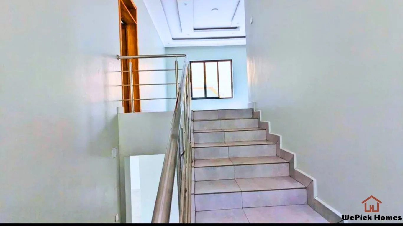 5-Bedroom House for Sale in Kibagabaga, Kigali | W... photo 5