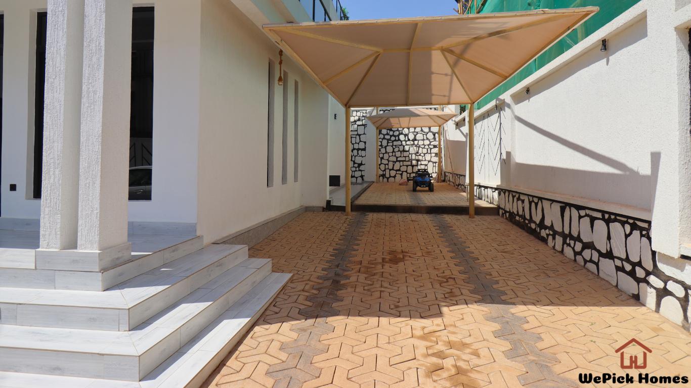 8-Bedroom House For Sale in Kibagabaga, KIgali | W... photo 3