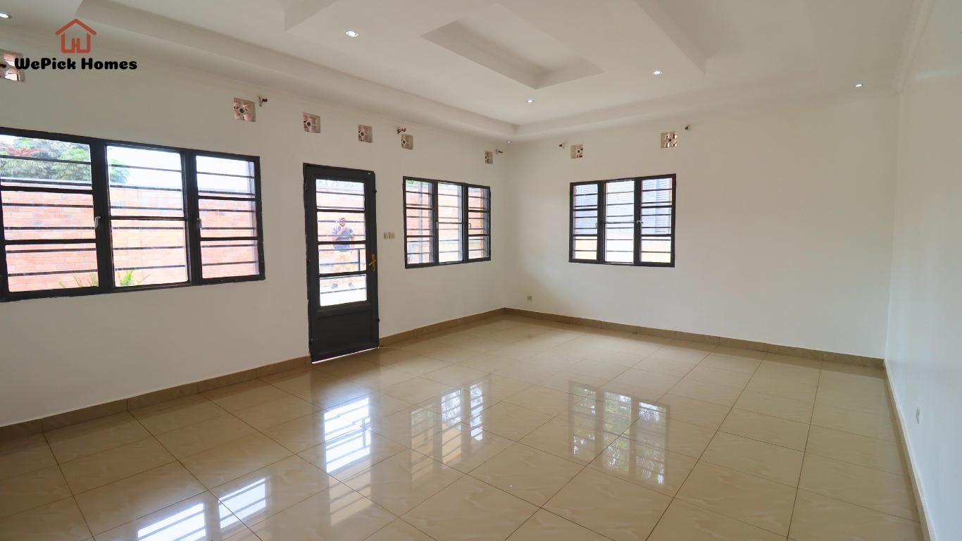Unfurnished 3-Bedroom House For Rent in Kacyiru, K... photo 2