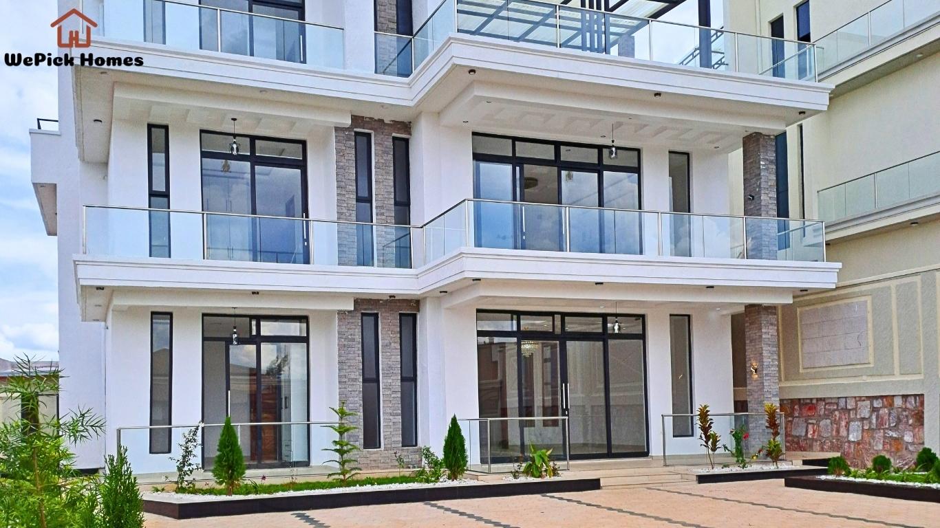 8-Bedroom House For Sale in Kimironko, Kigali | We... photo 2