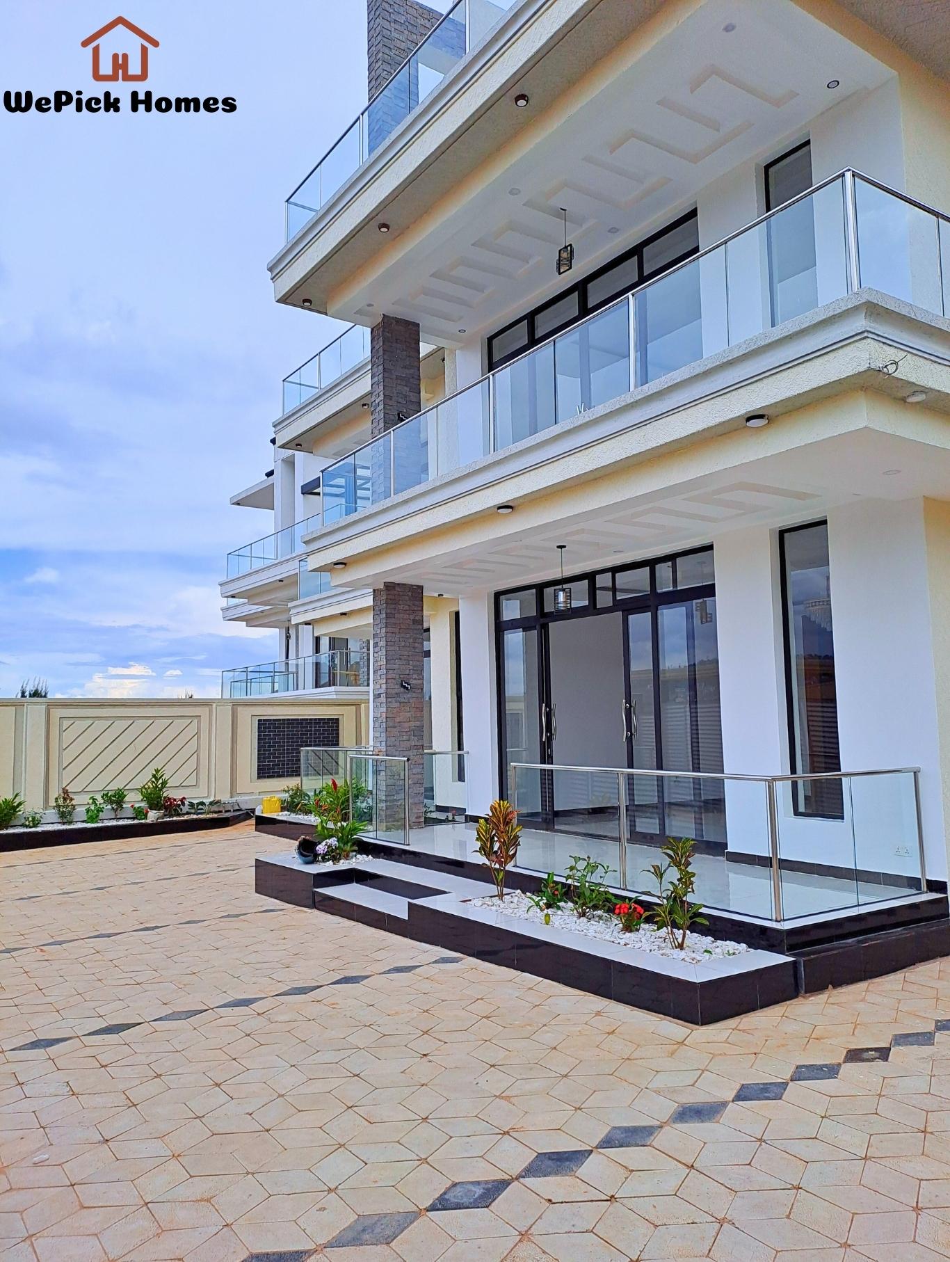 8-Bedroom House For Sale in Kimironko, Kigali | We... photo 2