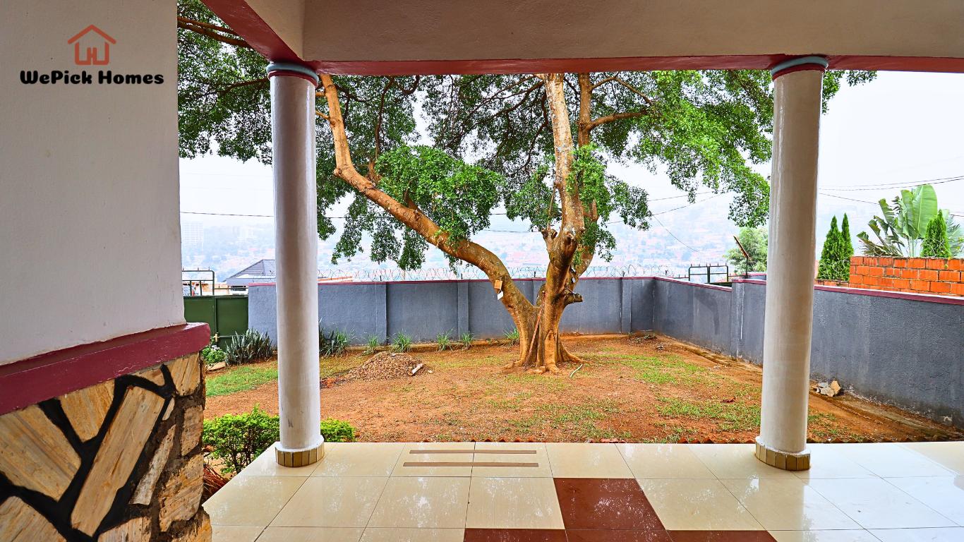 Unfurnished 3-Bedroom House For Rent in Kacyiru Ki... photo 3