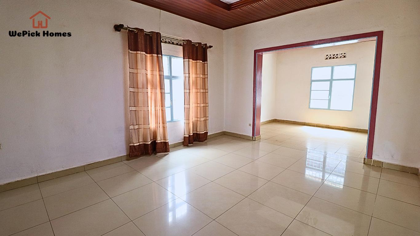 Unfurnished 3-Bedroom House For Rent in Kacyiru Ki... photo 4