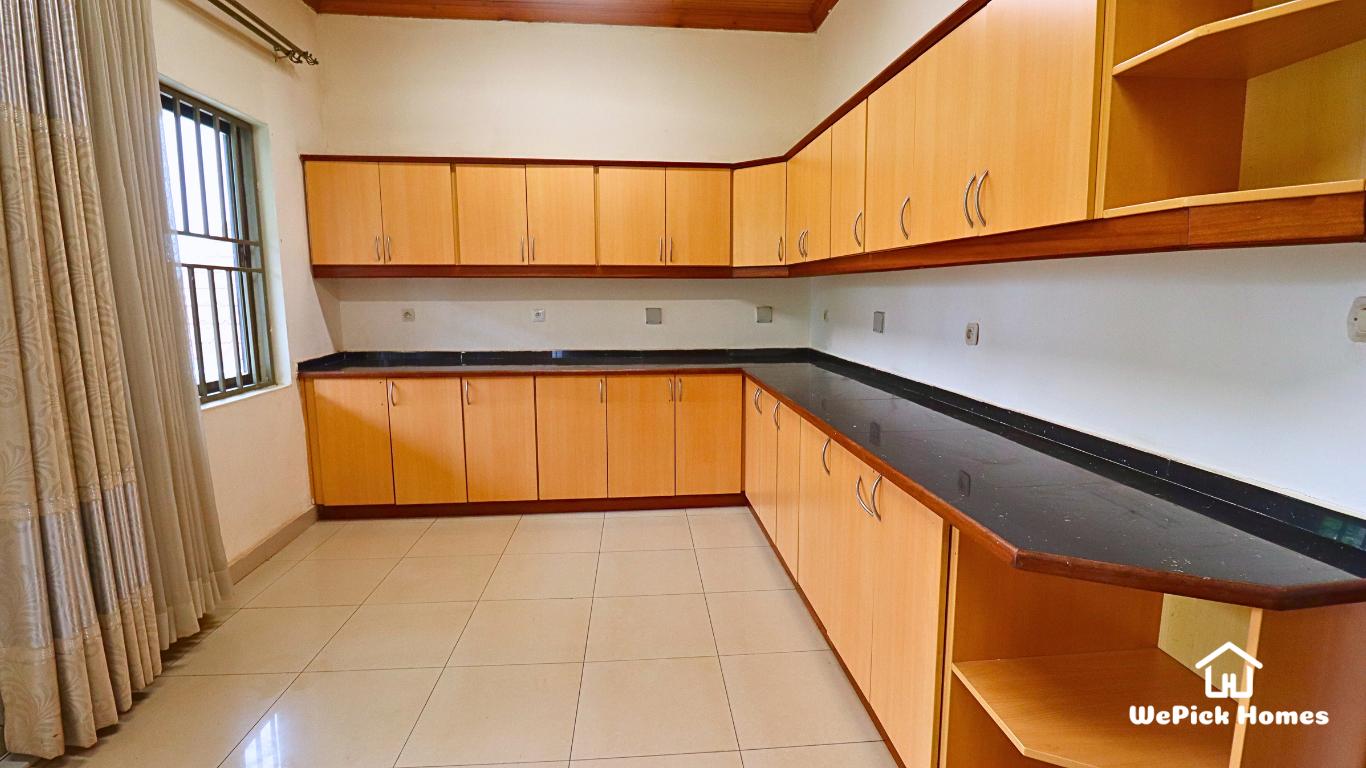 3-Bedroom House Semi-Furnished For Rent &nbsp;in Kacyir... photo 2